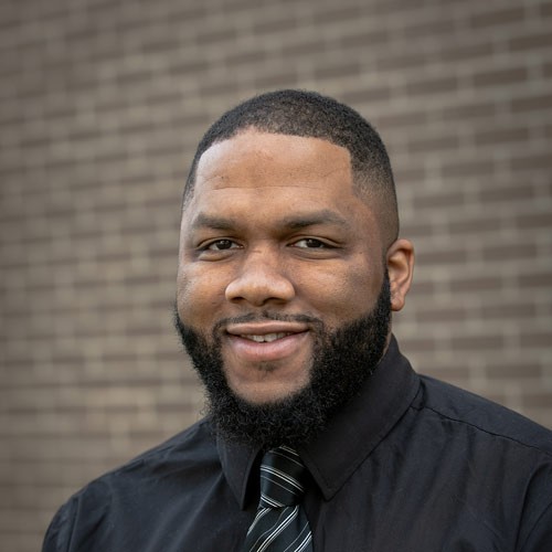 Headshot of Maurice Stewart, A&S '16